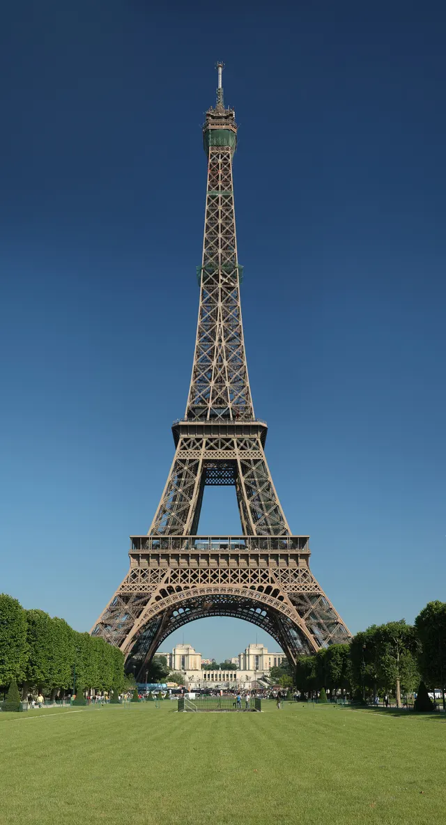 Benh LIEU SONG: Tour Eiffel Wikimedia Commons