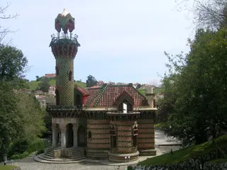 Cotarelo75: Palacio de Gaudí - Comillas (España)