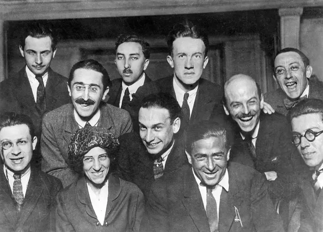 Inconnu. Travail collectif. Fonds Ullstein Bild Dtl. via Getty Images.: DadaGroup-1921